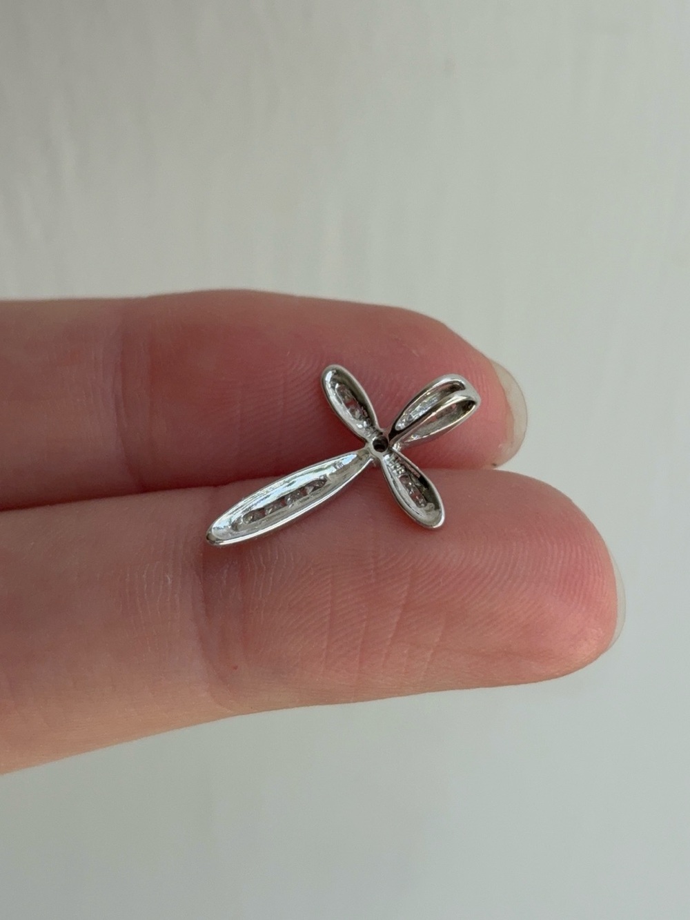 Kay Jewelers 14k White Gold Natural Diamond Cross Pendant - Picture 6 of 8